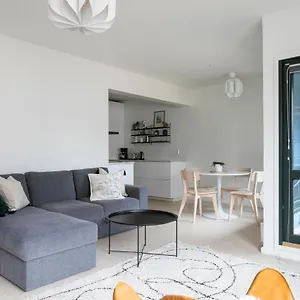https://2ndhomes-mikonkatu-apartment-6.tophotelshelsinki.com